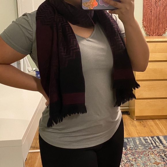 Versace Wool Scarf - Picture 6 of 6